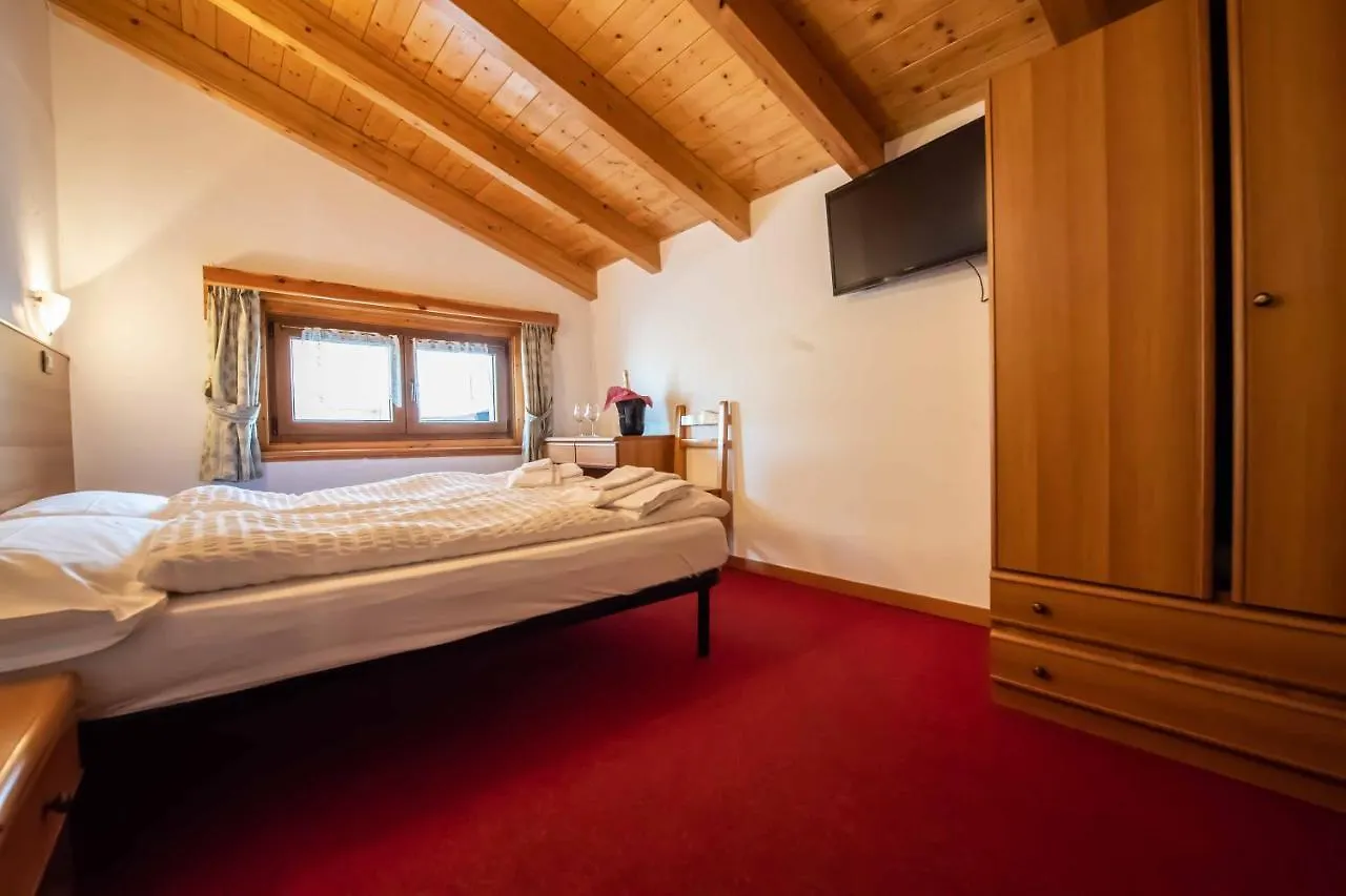 Alpino Lodge Bivio Hotel Livigno