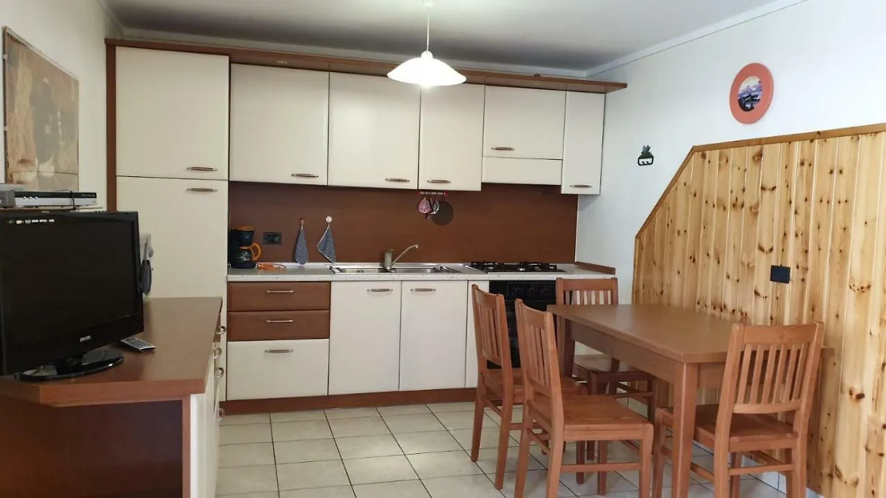 Alpino Lodge Bivio Hotel