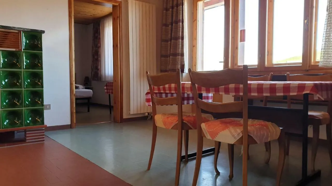 Alpino Lodge Bivio Livigno Otel